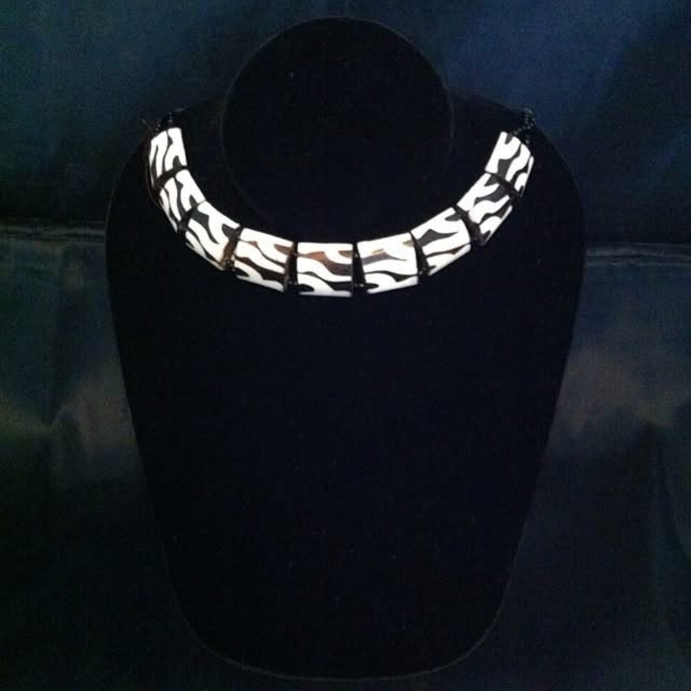 Zebra Pattern Necklace